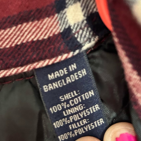 Wrangler Oversized Red Plaid Shacket - Picture 4 of 6